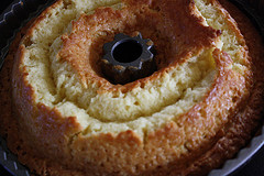 Preparation of 7-up Bundt cake