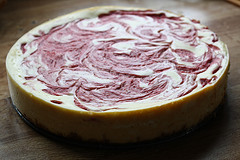 strawberry swirl cheesecake
