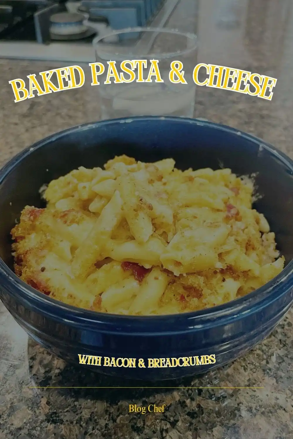 Prepared baked pasta and cheese with bacon breadcrumbs.