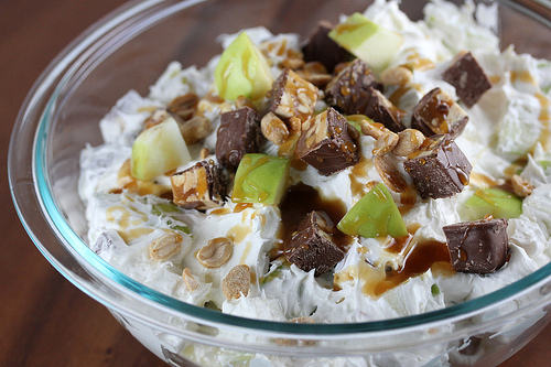 snickers_salad_1