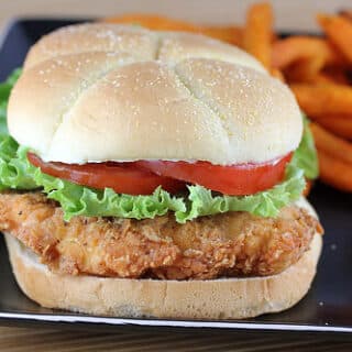 Wendy's spicy chicken sandwich recipe - BlogChef