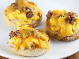 English Muffin Breakfast Pizzas Recipe Blogchef