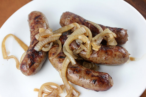 how-to-make-beer-brats-recipe-blogchef