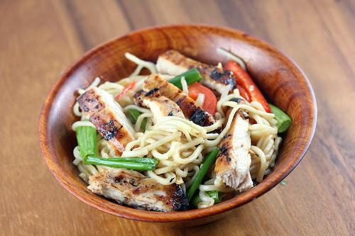 Grilled Chicken Lo Mein