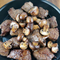 Balsamic Steak with Mushrooms