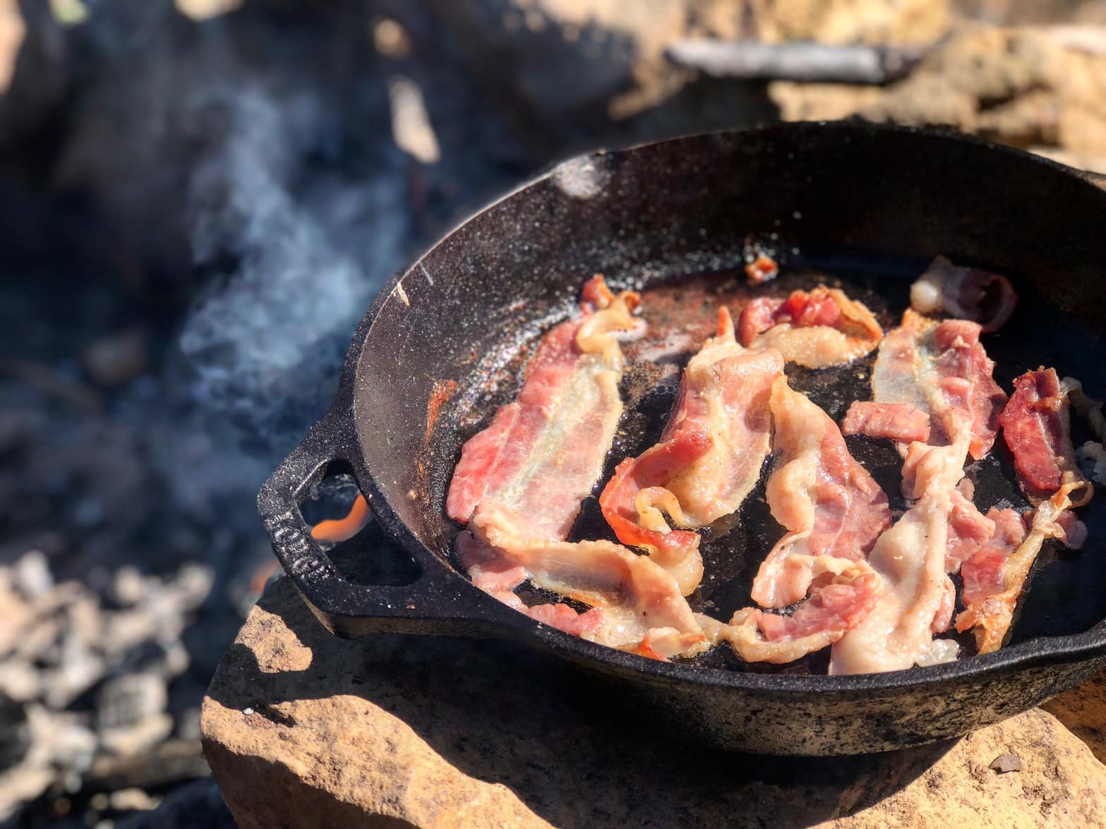 How to Cook Bacon on the Stove