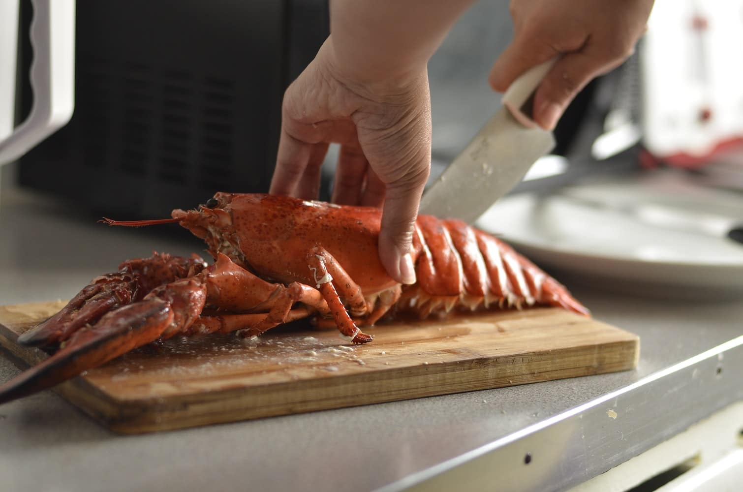 How to Cook Lobster Tails on the Grill