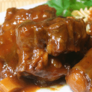 How to Cook Oxtails on the Stove (3)