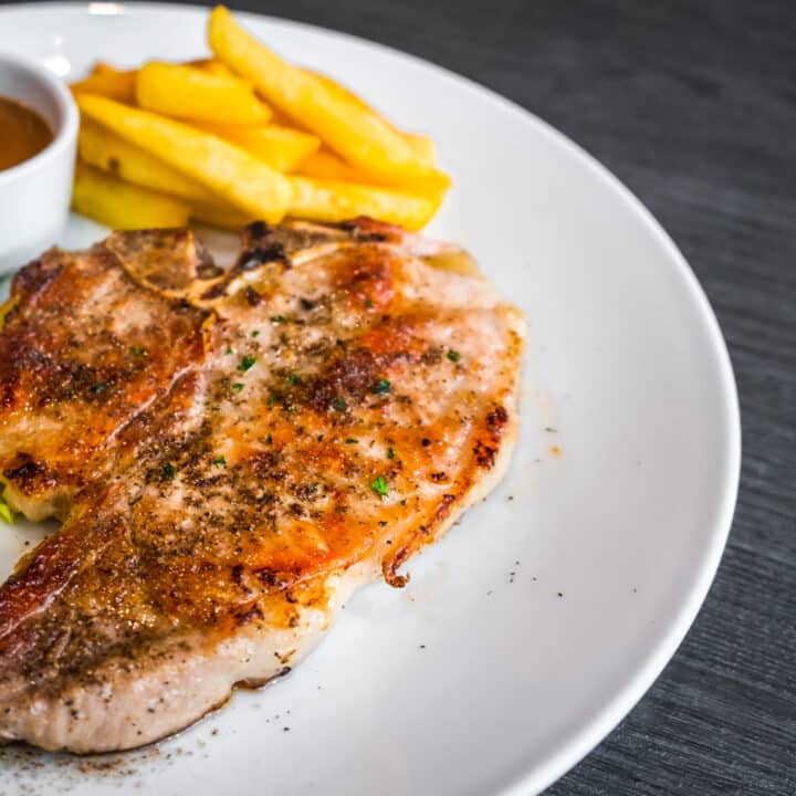 How Long Should You Cook Pork Chops in an Air Fryer