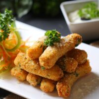 How Long Can You Cook Mozzarella Sticks in an Air Fryer