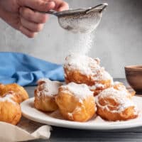 Powdered Sugar in Frosting