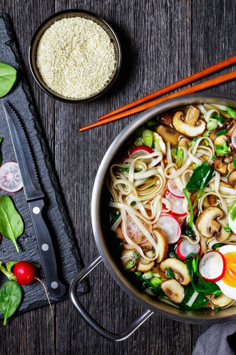 Udon noodle soup made with mirin sauce.