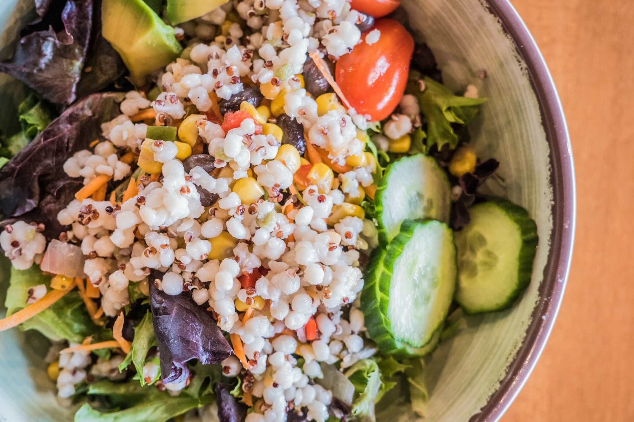 vegetarian southwest quinoa salad and 1 apple