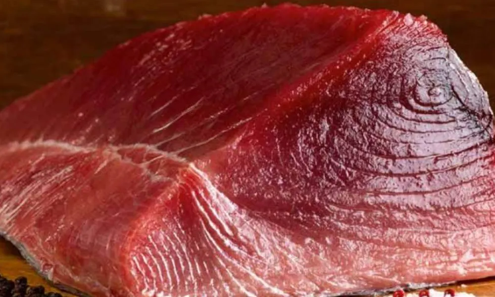 What Does Ahi Tuna Taste Like?