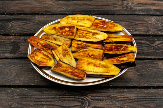 How To Cook Eggplants On Stove (3)