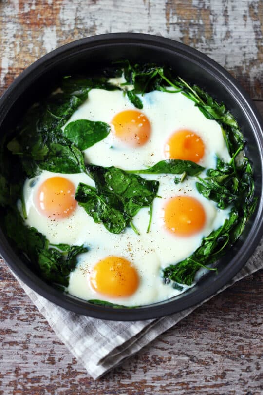 How To Cook Spinach With Eggs (4)
