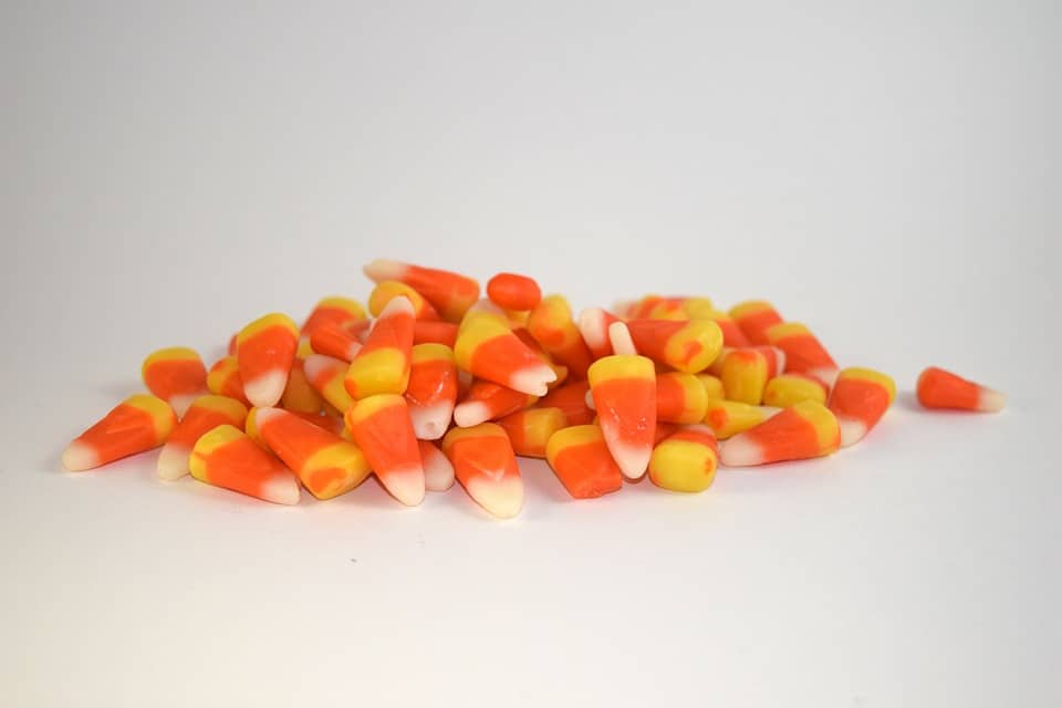 what-does-candy-corn-taste-like-blogchef