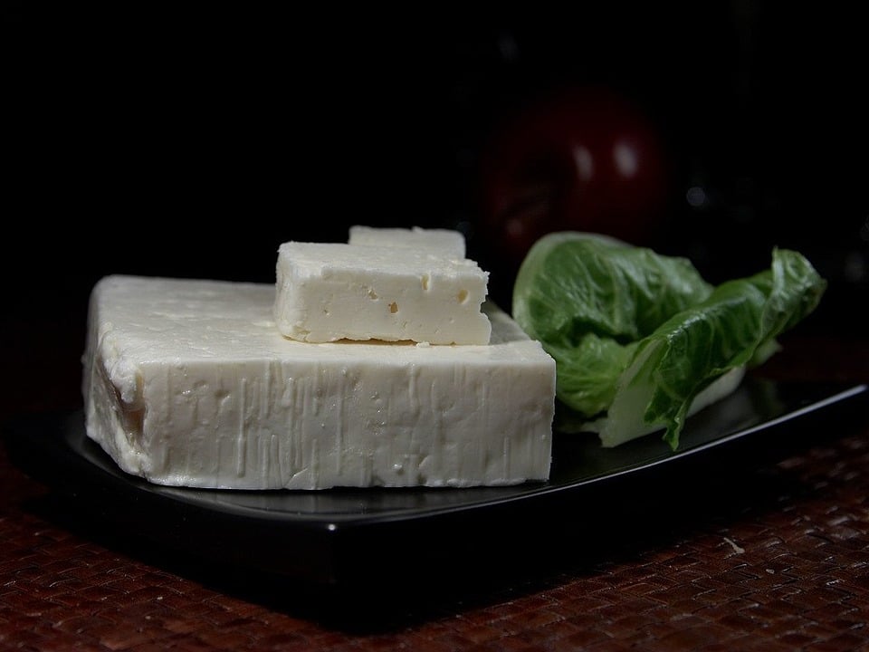 What Does Feta Cheese Taste Like? - BlogChef