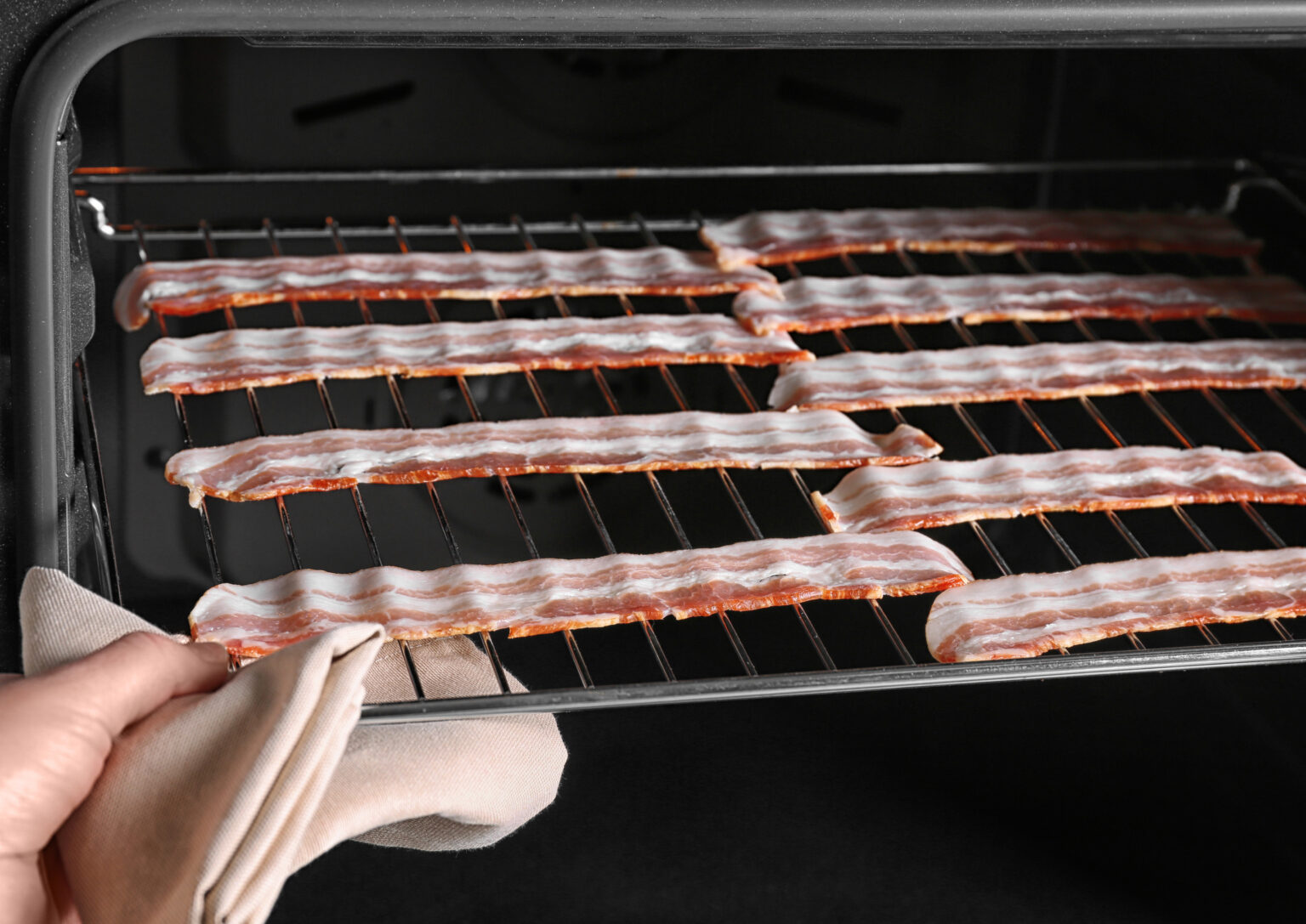 How Long To Cook Bacon In Oven At 350   How Long To Cook Bacon In Oven At 350 4 1536x1087 