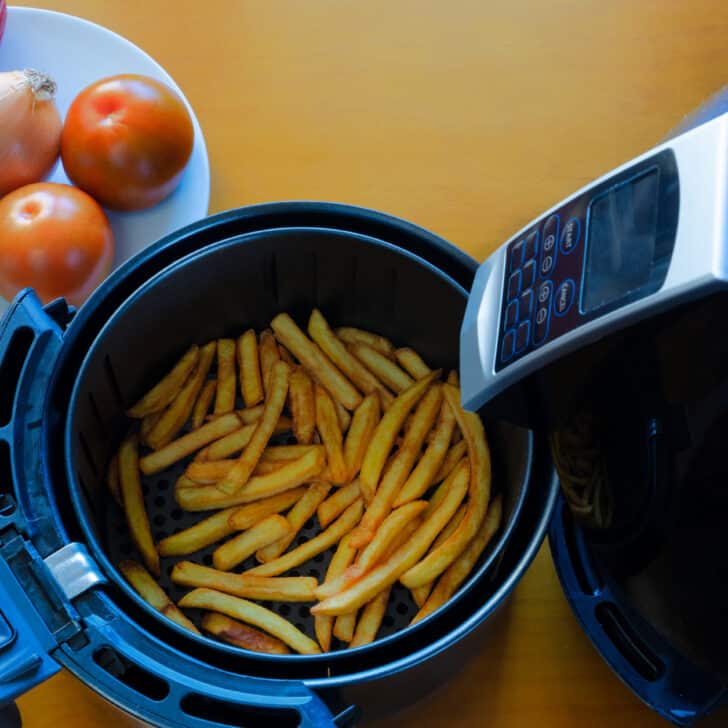 How to Cook Frozen French Fries in an Air Fryer