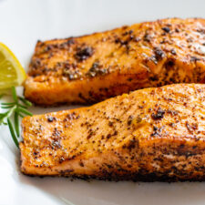 How long to cook salmon in oven at 400