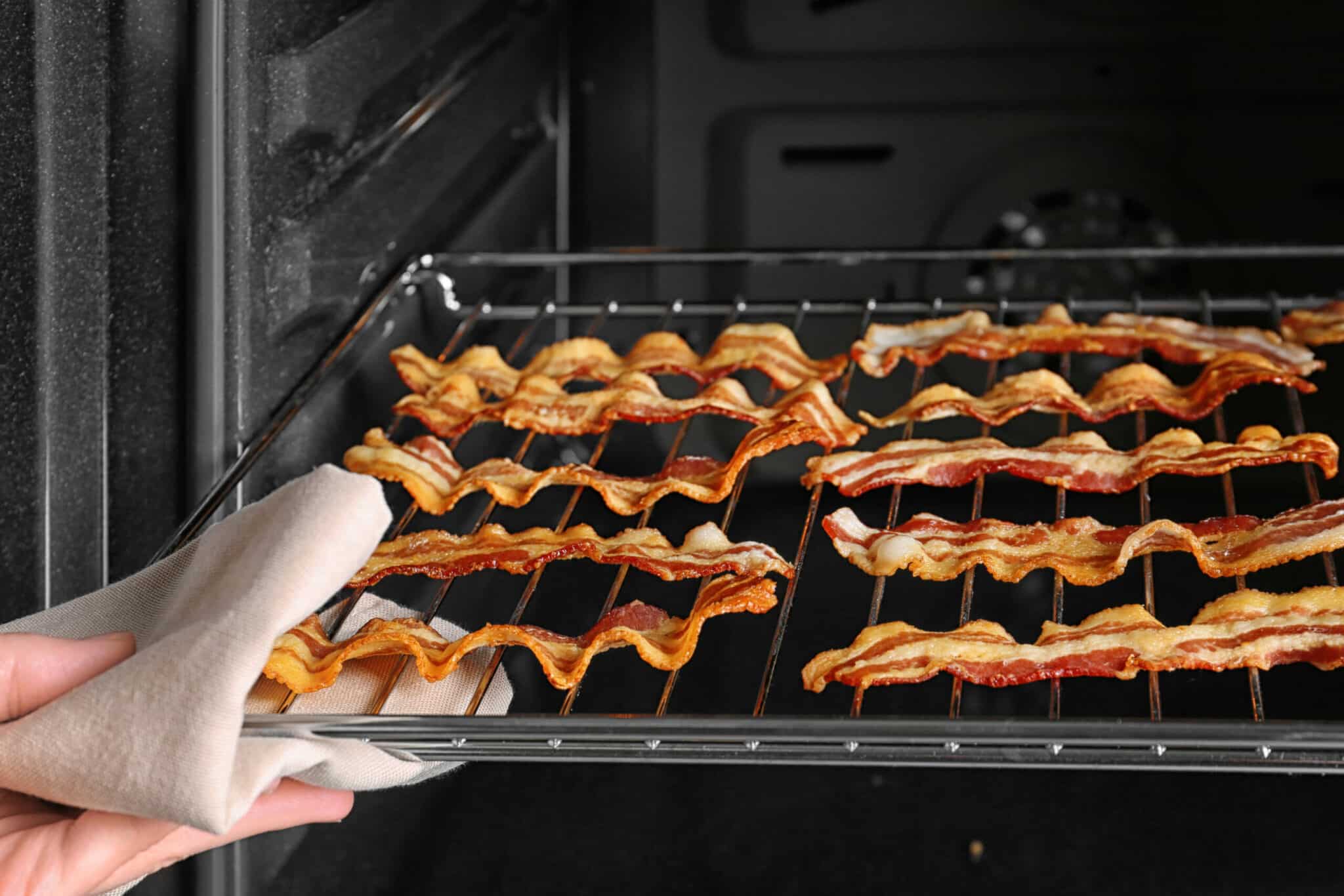How to Cook Turkey Bacon in the Microwave