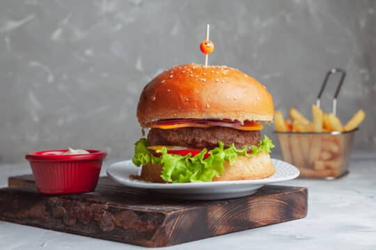 How to Cook a Medium-Rare Burger