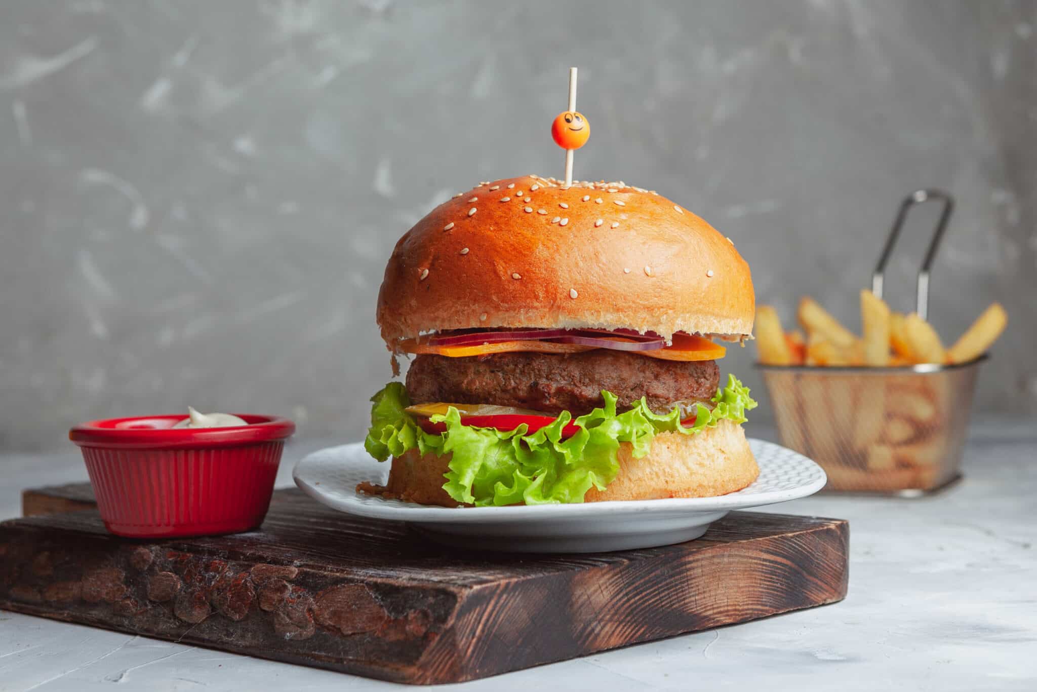 How to Cook a Medium-Rare Burger