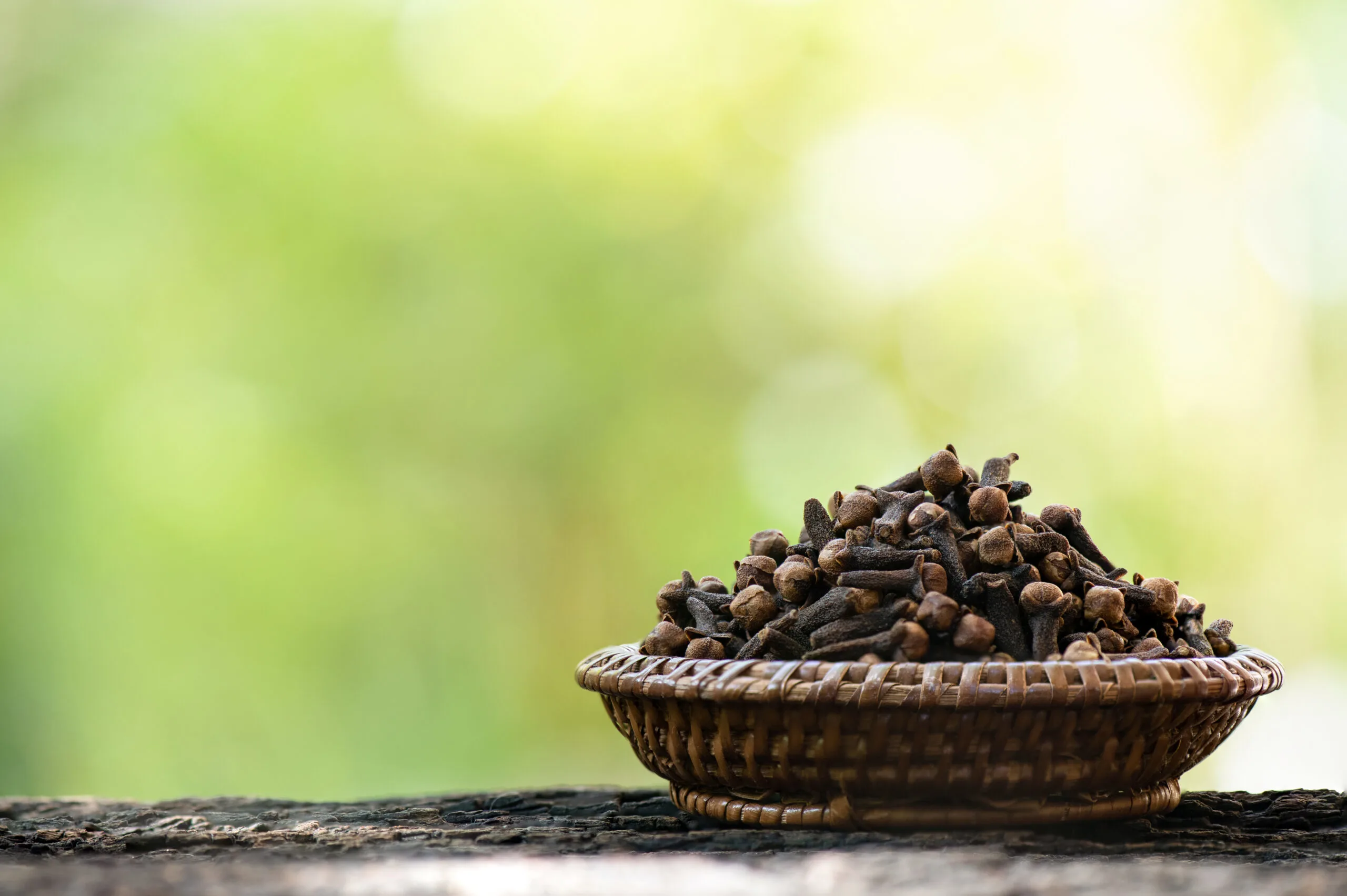 What Do Cloves Taste Like? BlogChef