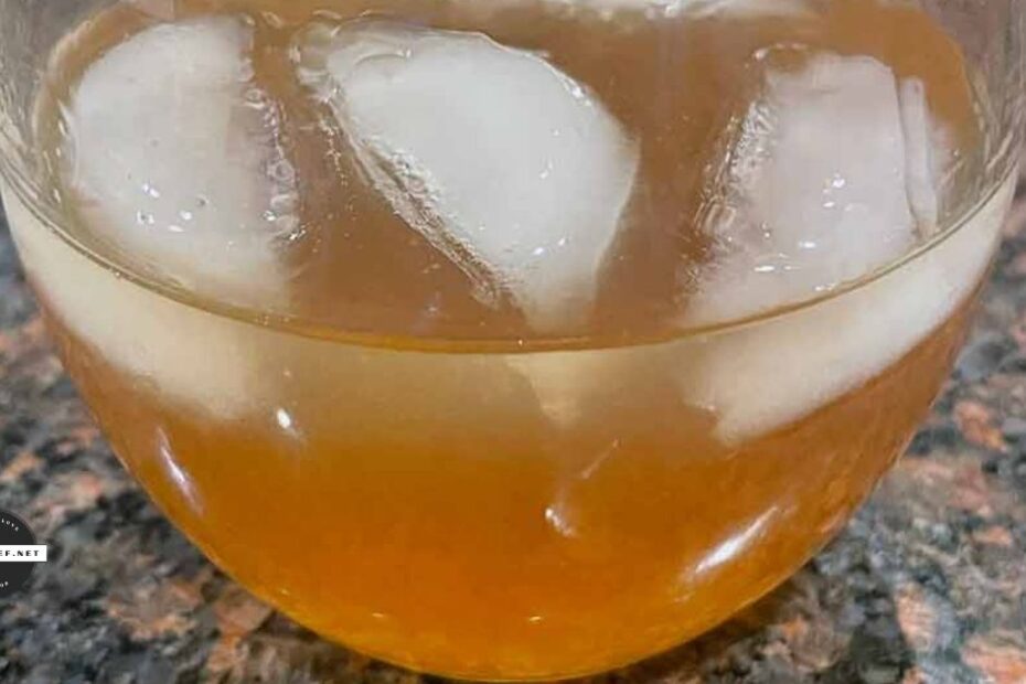 close up of old fashioned cocktail
