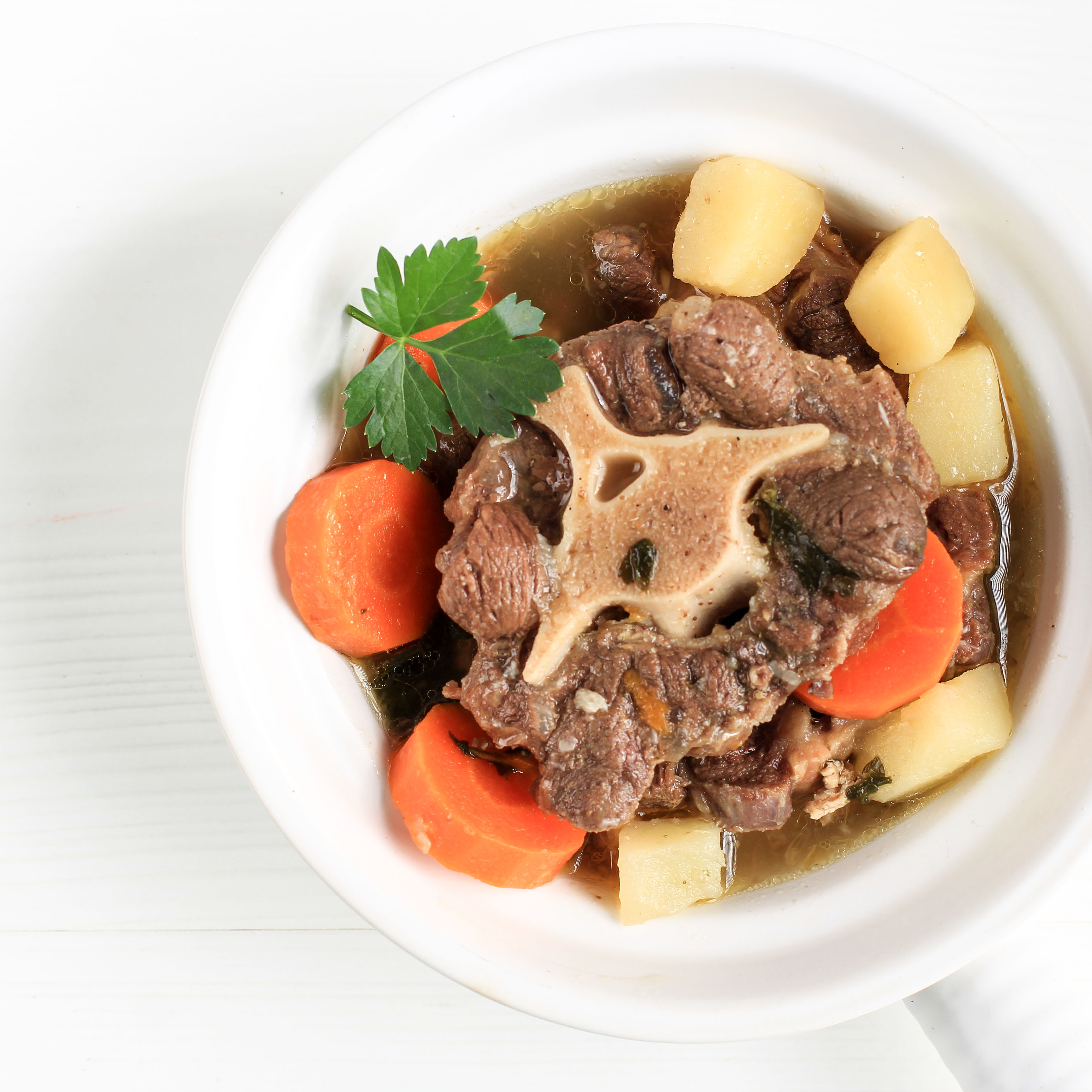 How to Cook Oxtails in a Pressure Cooker