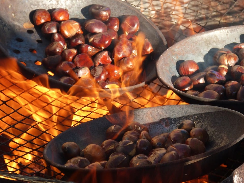 What Do Roasted Chestnuts Taste Like 