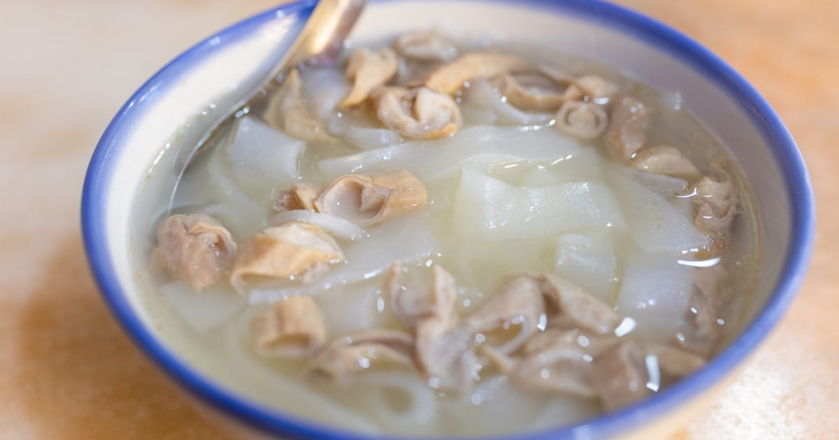 Bowl of chitlings soup to represent what do chitlins taste like.