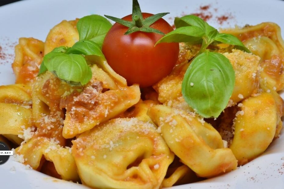 Prepared tortellini in plate