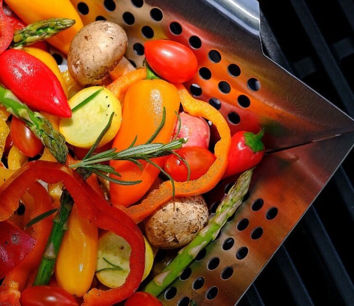 Top view of air fryer accessory basket.