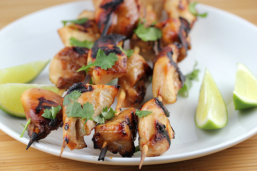 Grilled key west chicken skewers with lime