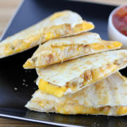 Sliced chicken quesadillas with salsa